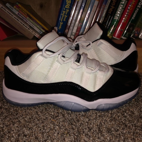 Nike Other - Air Jordan 11 Retro Low 'Concord' (2017)